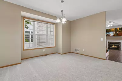 7944 Stratford Circle N, Shakopee, MN 55379 - Photo 6