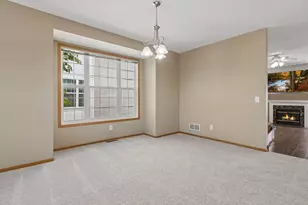 7944 Stratford Cir N, Shakopee, MN 55379 - Photo 6