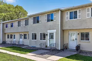 1473 Goodwin Ave N, Oakdale, MN 55128 - Photo 12
