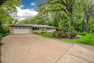 2924 Springview Ln, Mounds View, MN 55112 - Photo 1