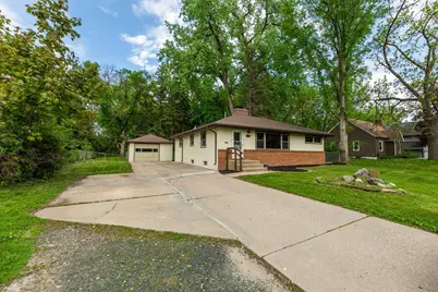 3947 Hayes Street NE, Columbia Heights, MN 55421 - Photo 2