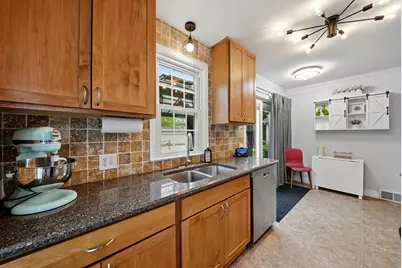 6736 Vincent Avenue S, Richfield, MN 55423 - Photo 10