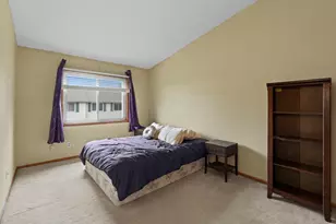 5189 Beachside Dr, Hopkins, MN 55343 - Photo 16