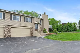 5189 Beachside Dr, Hopkins, MN 55343 - Photo 46
