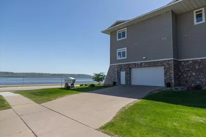 1215 N Lakeshore Drive #303, Lake City, MN 55041 - Photo 18