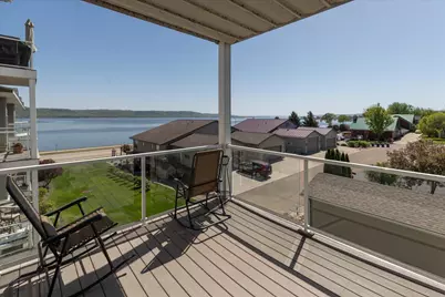 1215 N Lakeshore Drive #303, Lake City, MN 55041 - Photo 2
