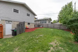 338 27th St NE, Rochester, MN 55906 - Photo 36