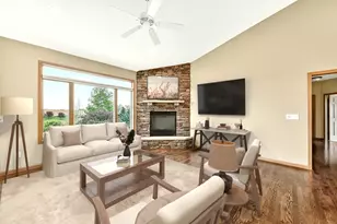 1213 Whispering Hills Dr, Saint Charles, MN 55972 - Photo 12