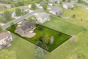 1213 Whispering Hills Dr, Saint Charles, MN 55972 - Photo 4