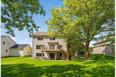 1526 Monterey Lane SW, Rochester, MN 55902 - Photo 4