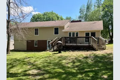 406 Olander Street, Worthington, MN 56187 - Photo 2