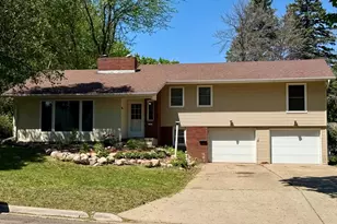406 Olander St, Worthington, MN 56187 - Photo 1
