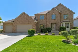 2140 Arnold Palmer Dr, Blaine, MN 55449 - Photo 2