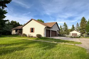 608 Pinetree Dr, Perham, MN 56573 - Photo 10