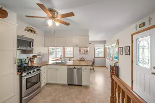 8144 2nd Ave S, Bloomington, MN 55420 - Photo 6