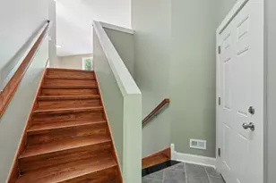 1880 Desoto Street N, Maplewood, MN 55117 - Photo 6