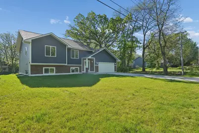 1880 Desoto Street N, Maplewood, MN 55117 - Photo 2