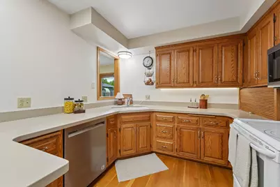 881 Pandora Drive NE, Fridley, MN 55432 - Photo 12
