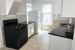 2414 N 4th St, Minneapolis, MN 55411 - Photo 6
