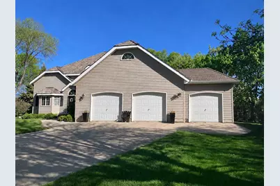 1203 Parkside Drive, Marshall, MN 56258 - Photo 2