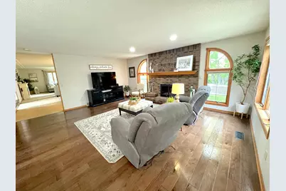 1203 Parkside Drive, Marshall, MN 56258 - Photo 12