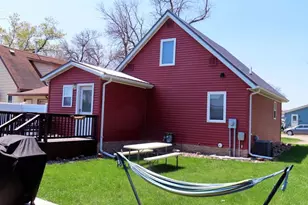 720 St Paul Ave S, Thief River Falls, MN 56701 - Photo 24