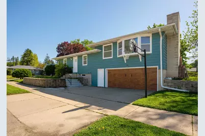 2040 18th Street NW, Rochester, MN 55901 - Photo 2