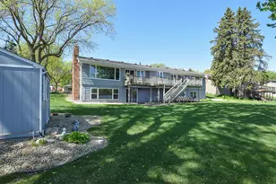 10756 Zieglers Dr N, Brooklyn Park, MN 55443 - Photo 32