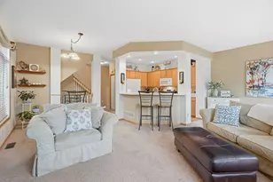 2111 Eagle Trace Ln, Woodbury, MN 55129 - Photo 16