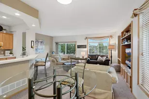 2111 Eagle Trace Ln, Woodbury, MN 55129 - Photo 12