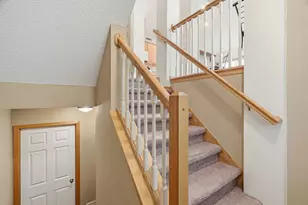 2111 Eagle Trace Ln, Woodbury, MN 55129 - Photo 8