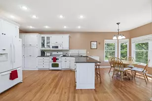 1084 Tamberwood Ct, Woodbury, MN 55125 - Photo 12