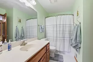 1084 Tamberwood Ct, Woodbury, MN 55125 - Photo 22