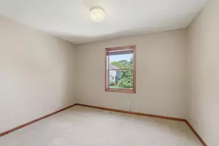 1084 Tamberwood Ct, Woodbury, MN 55125 - Photo 28