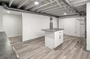 1437 E Gateway Cir S, Fargo,  58103 - Photo 32