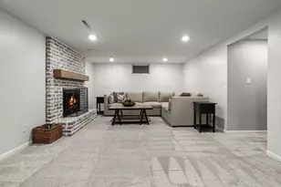 1437 E Gateway Cir S, Fargo,  58103 - Photo 26