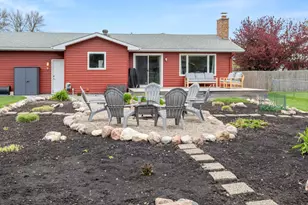1437 E Gateway Cir S, Fargo,  58103 - Photo 40