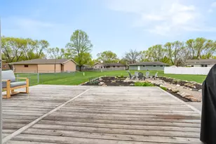1437 E Gateway Cir S, Fargo,  58103 - Photo 36
