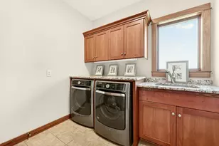 4852 Scenic View Dr SW, Rochester, MN 55902 - Photo 26