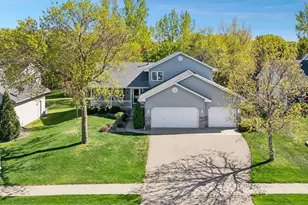 15722 Crystal Path, Rosemount, MN 55068 - Photo 4