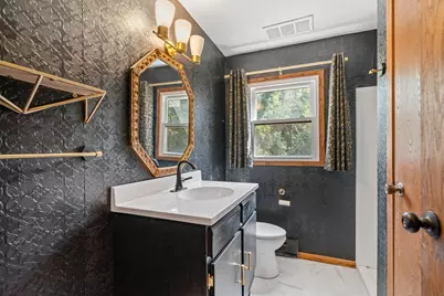 5352 Eagle Creek Boulevard, Shakopee, MN 55379 - Photo 2