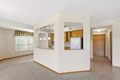 2550 38th Avenue NE #213, Saint Paul, MN 55421 - Photo 12