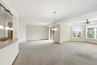 2550 38th Avenue NE #213, Saint Paul, MN 55421 - Photo 10