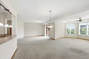 2550 38th Ave NE, Saint Paul, MN 55421 - Photo 10