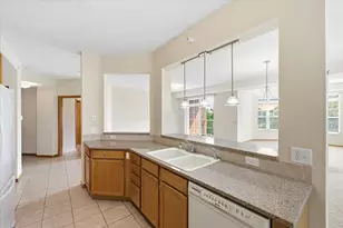 2550 38th Ave NE, Saint Paul, MN 55421 - Photo 16
