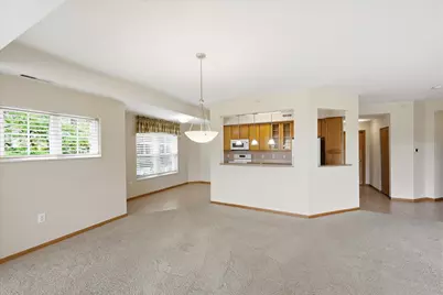 2550 38th Avenue NE #213, Saint Paul, MN 55421 - Photo 8