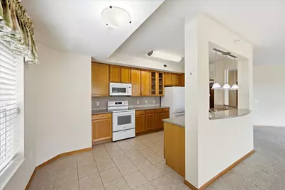 2550 38th Avenue NE #213, Saint Paul, MN 55421 - Photo 14
