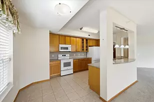 2550 38th Ave NE, Saint Paul, MN 55421 - Photo 14