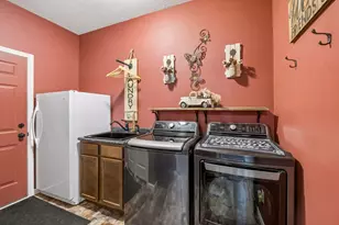 1106 Lorraine Ct, Carver, MN 55315 - Photo 12