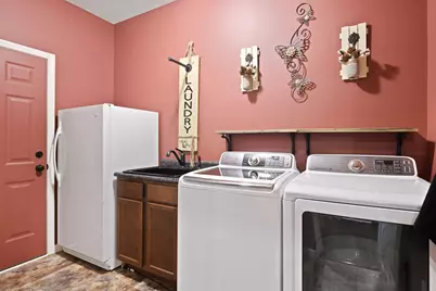 1106 Lorraine Court, Carver, MN 55315 - Photo 32